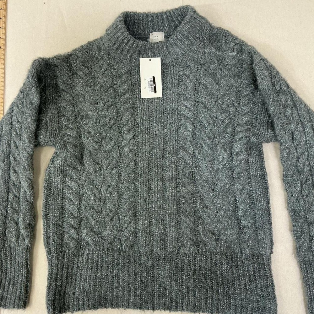 A New Day gray cable‎ knit sweater